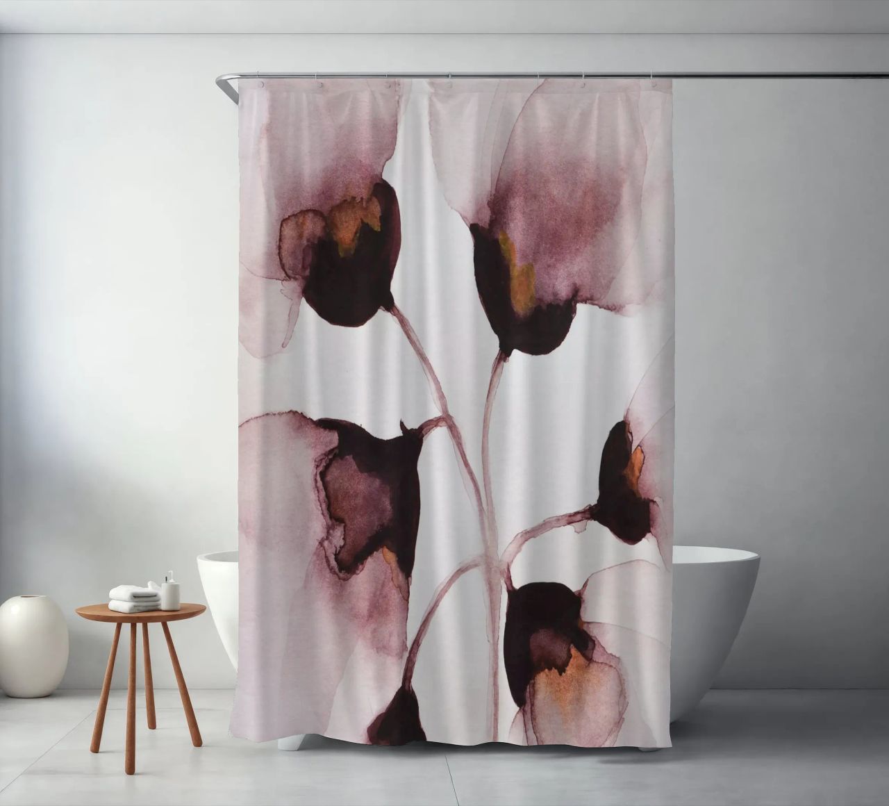 Blume Aquarellmalerei in staubigem Rosa Duschvorhang von Ingrid Beddoes
