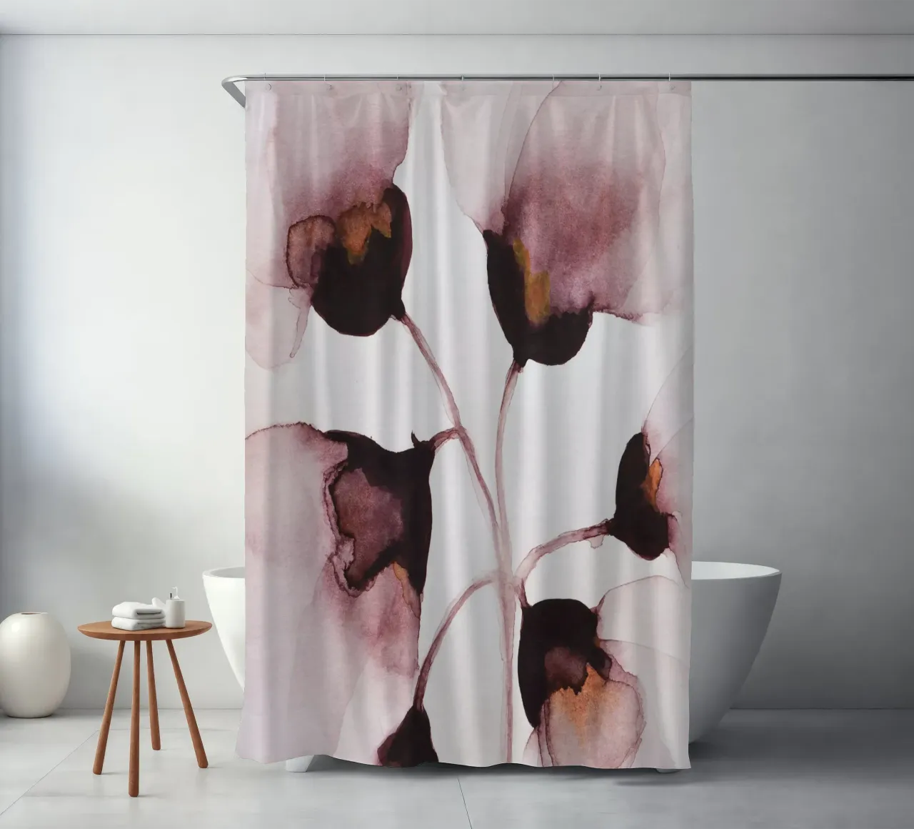 Pittura ad acquerello di fiori in rosa polveroso tenda da doccia da Ingrid Beddoes