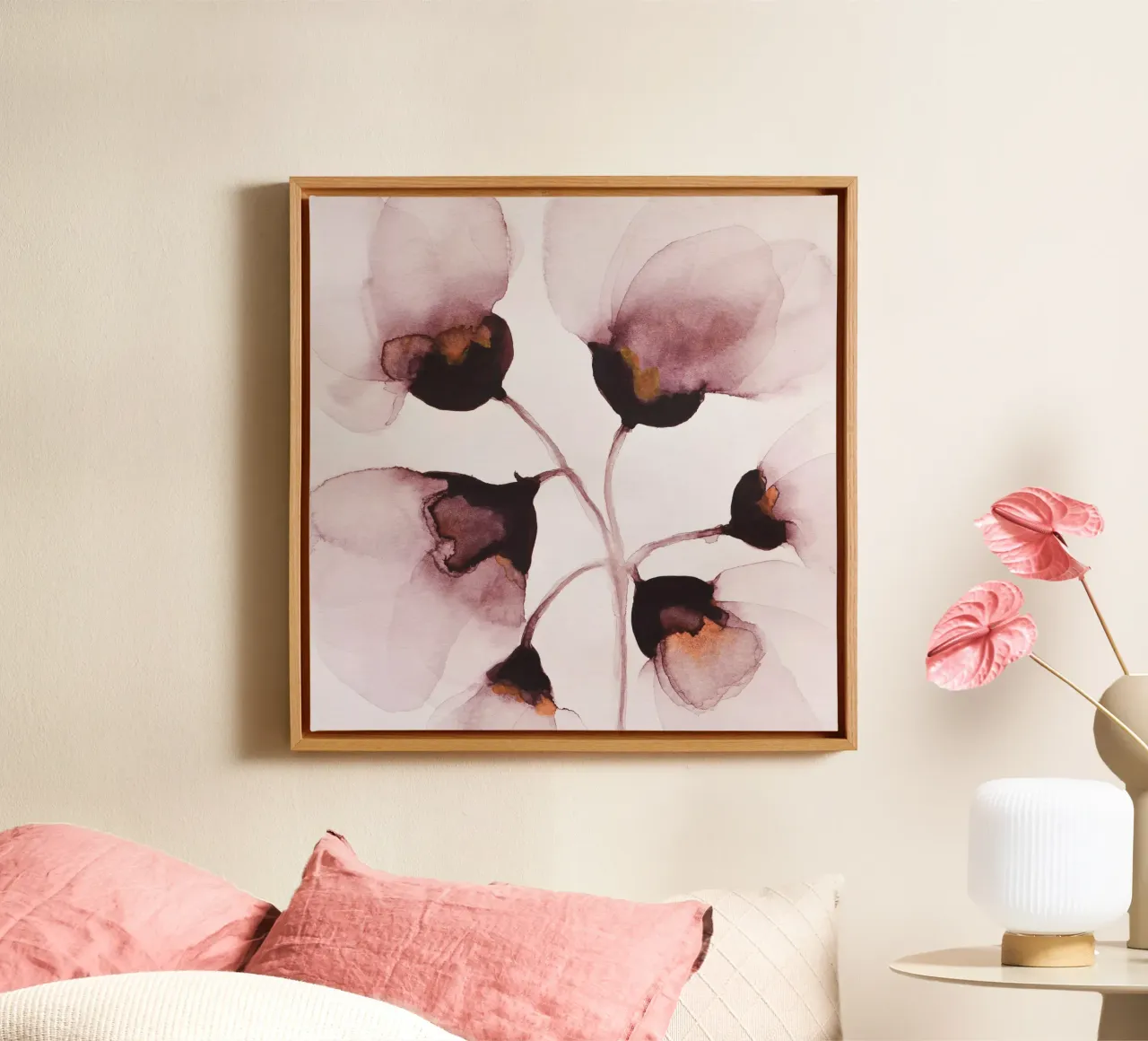 Pittura ad acquerello di fiori in rosa polveroso tela con Cornice a cassetta da Ingrid Beddoes