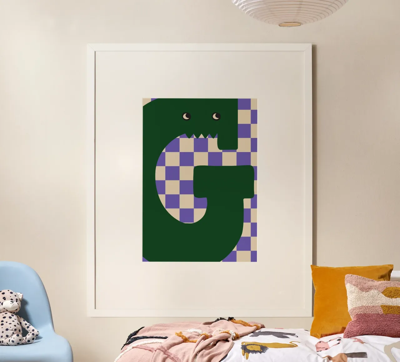 Lustiger Monster-Buchstabe G mit schachbrettartigem Hintergrund Poster von ALLÉE DE PAPIER