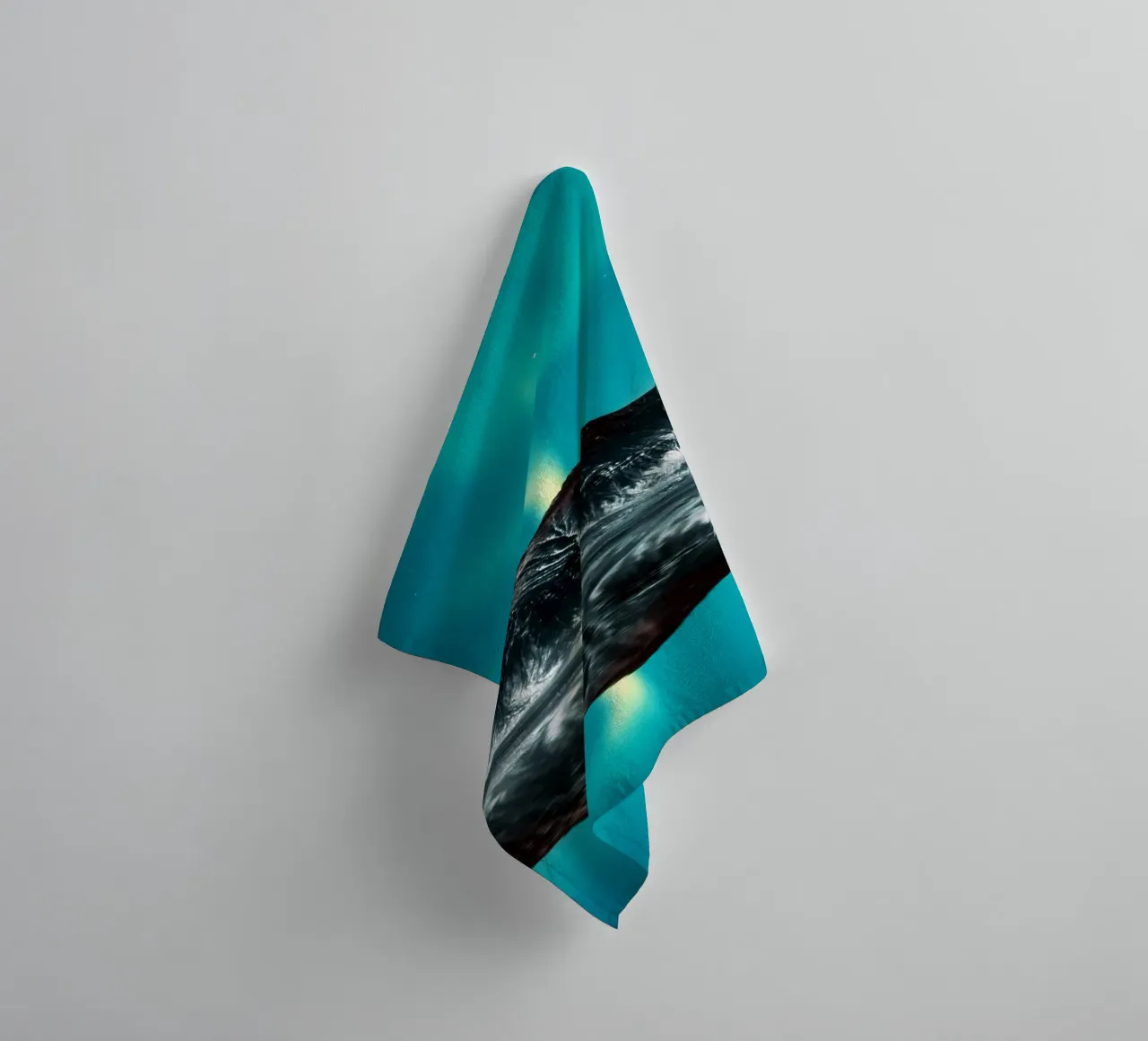 Snow mountain badhanddoek van Musadad Shop