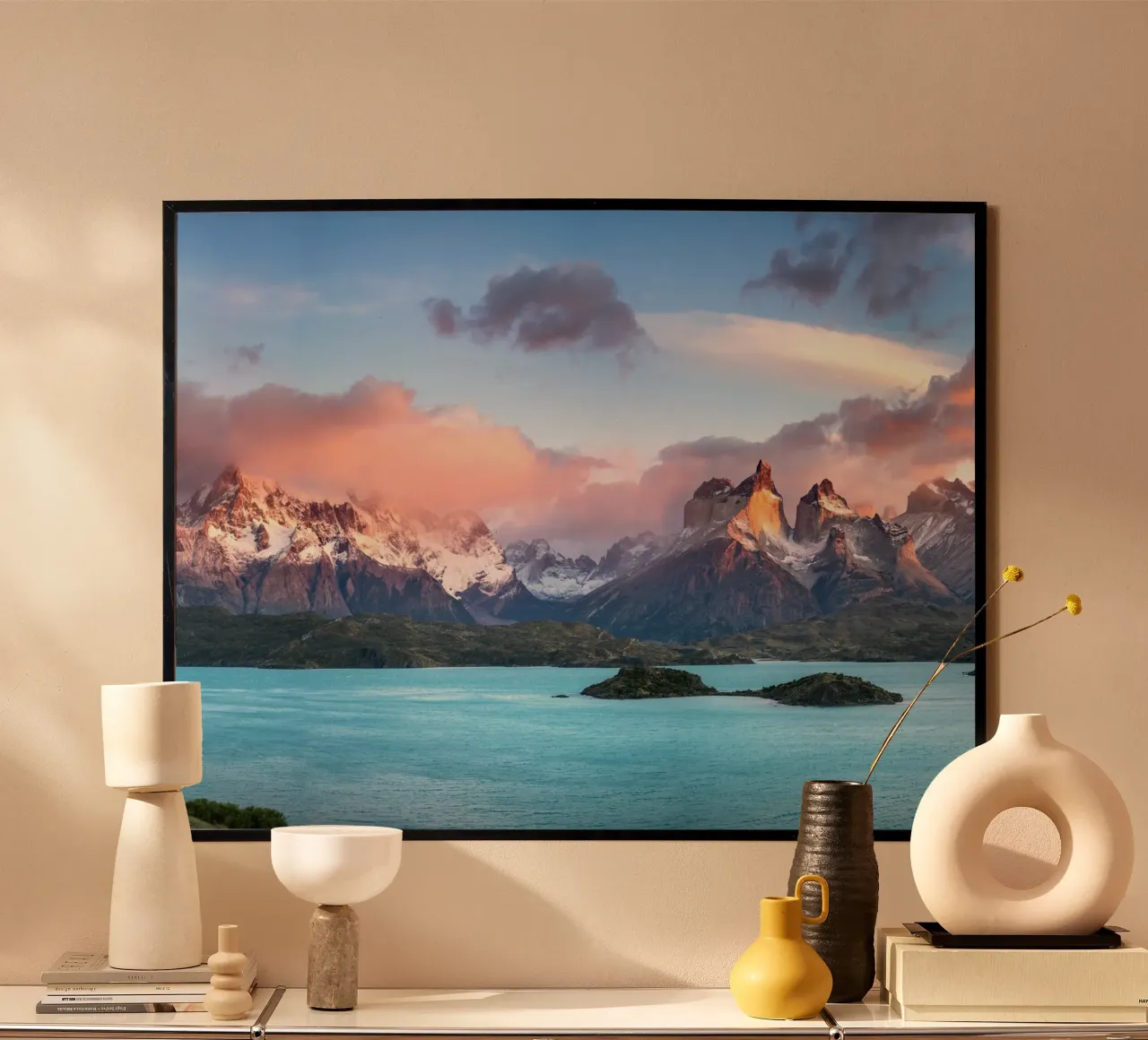 Mountain and lake poster met kunststof frame van Musadad Shop