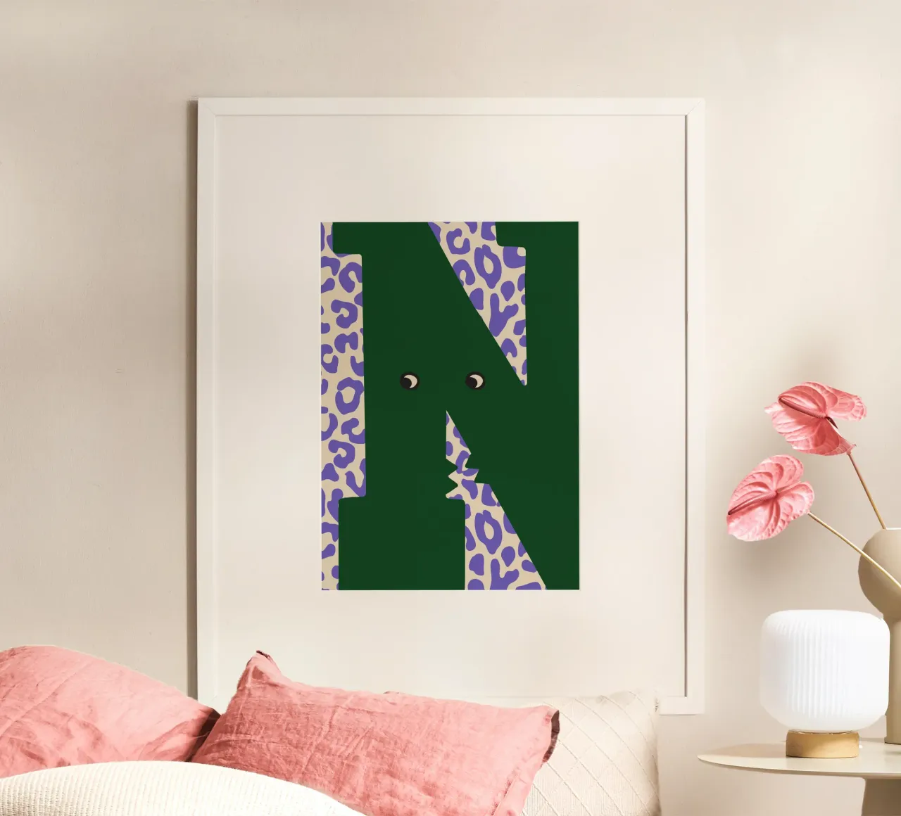 Fun Monster Buchstabe N mit Leopard Hintergrund Poster von ALLÉE DE PAPIER