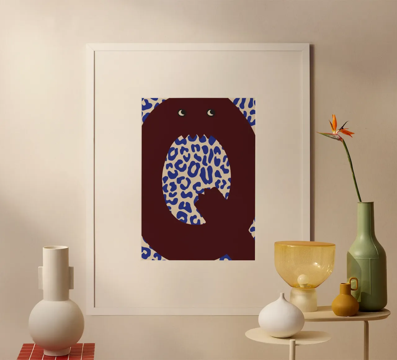 Divertente mostro lettera Q con sfondo leopardato poster da ALLÉE DE PAPIER