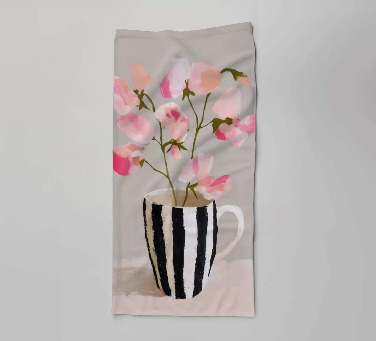 Tazza a righe con fiori rosa asciugamano da bagno da Carinaprint