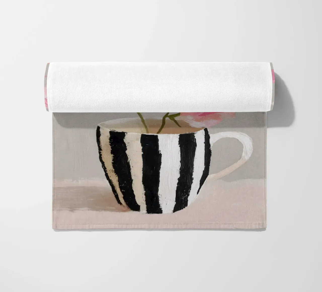Tazza a righe con fiori rosa telo mare da Carinaprint