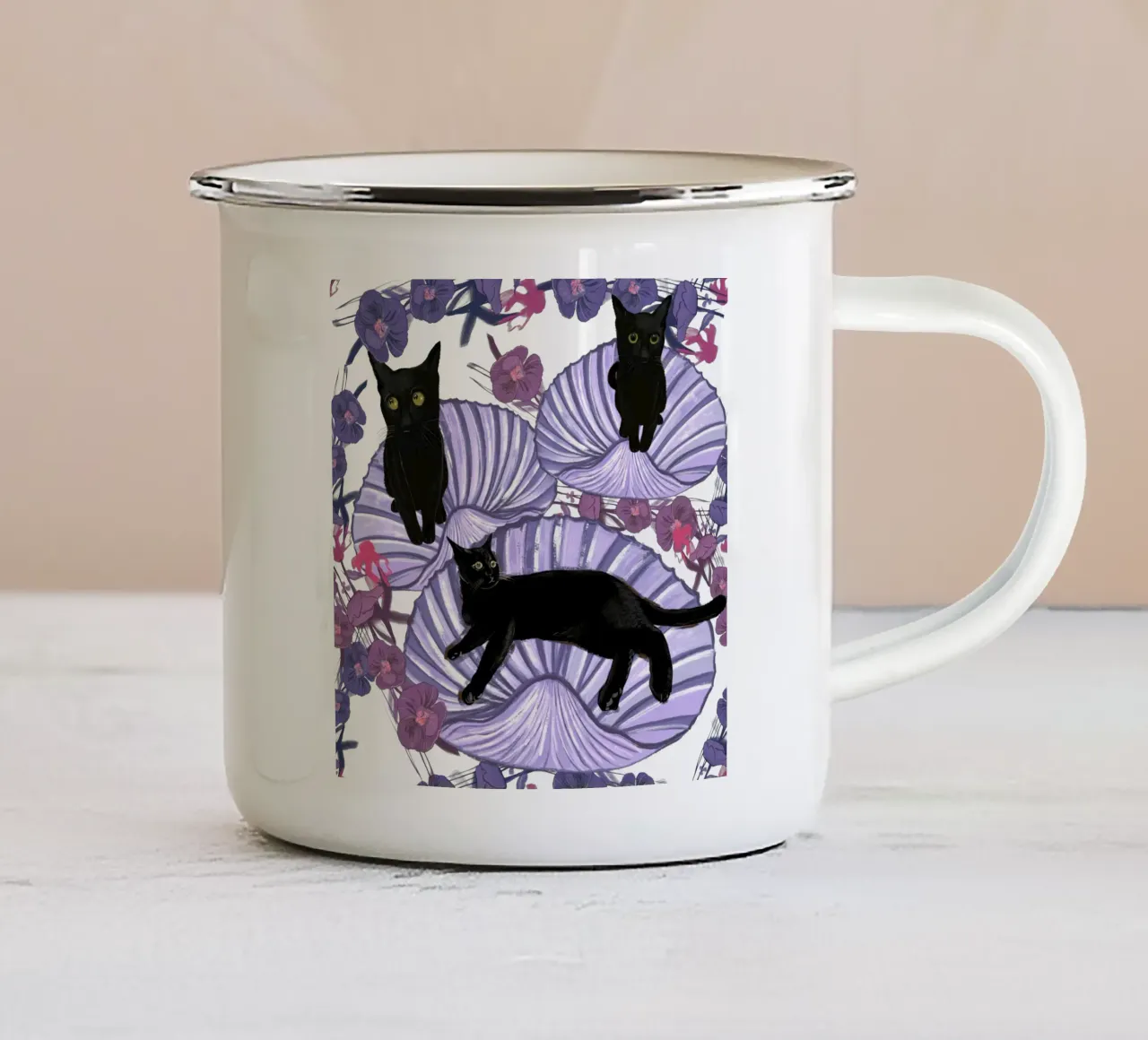 Gatto nero con conchiglie e fiori tazza in smalto da gulsengunel