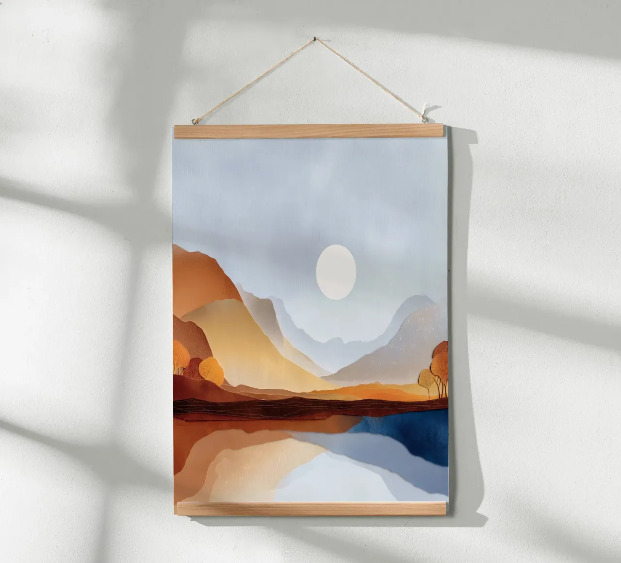 Minimalist Landscape – Warm Hills and Mountain Reflections poster con telaio in legno da Dune