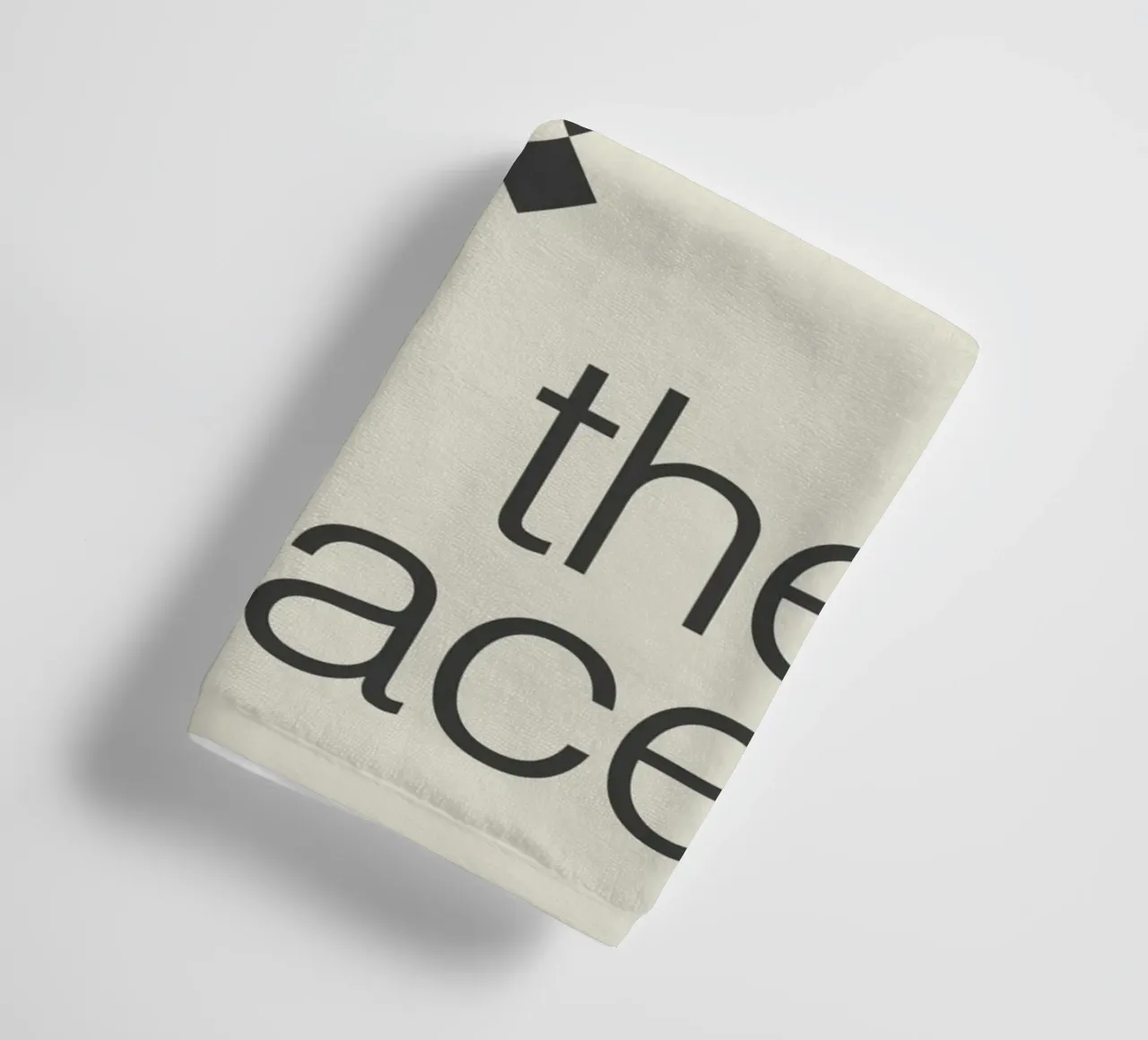 tipografia lettering minimalista asciugamano da bagno da Eva Rogers