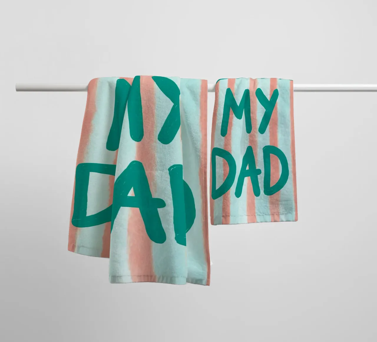 Message "Love my Dad" avec un cœur serviette de bain de Carinaprint