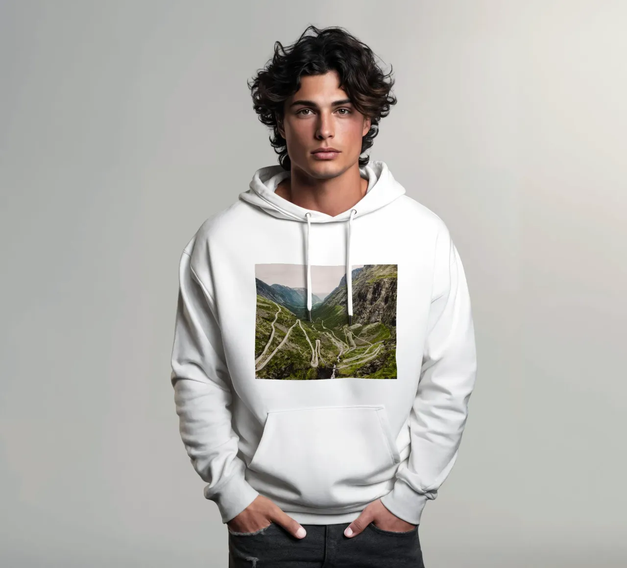 Trollstigen Norvegia felpa con cappuccio da thetraveller