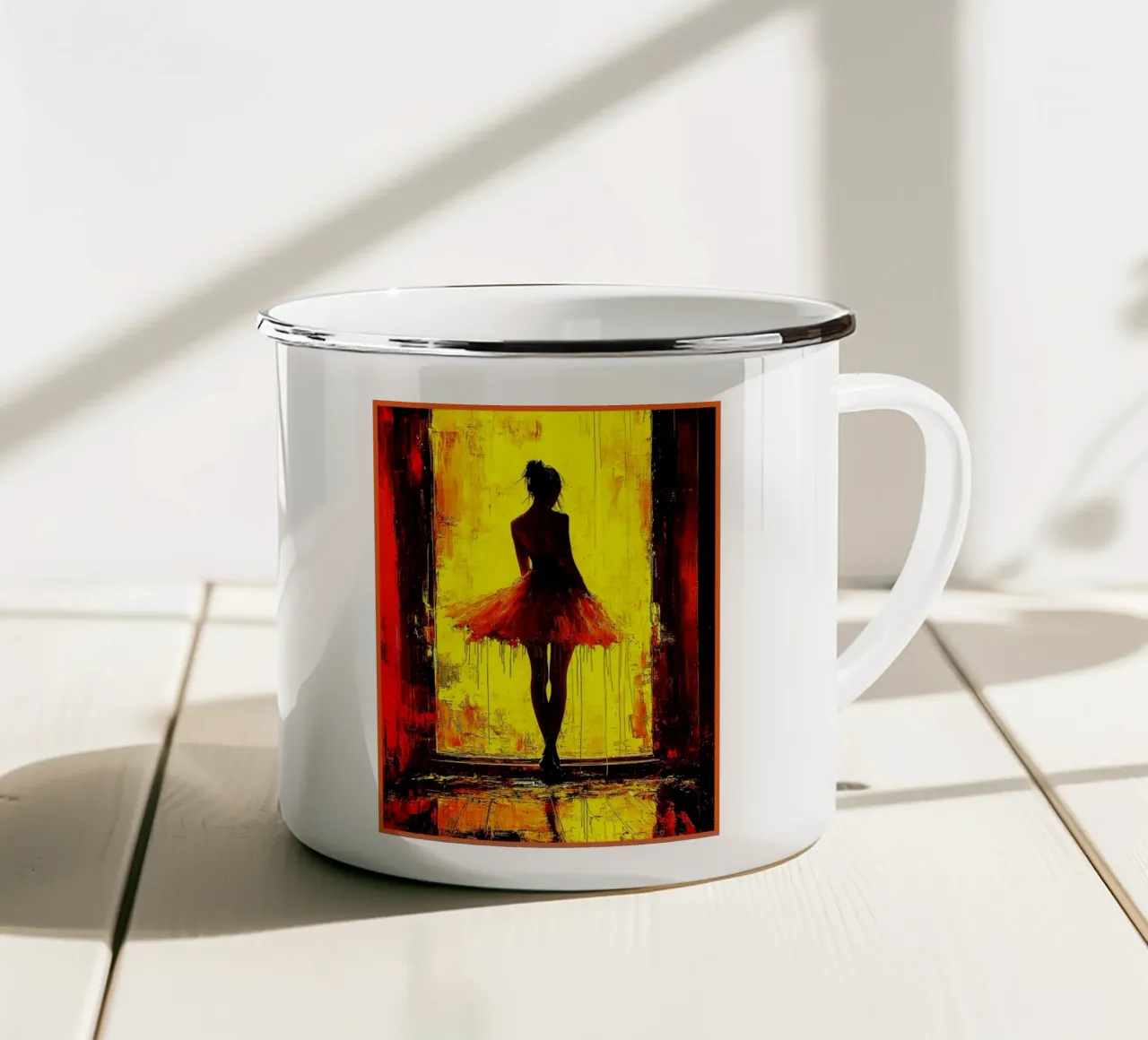 Silhouette in giallo tazza in smalto da Nucci Studio
