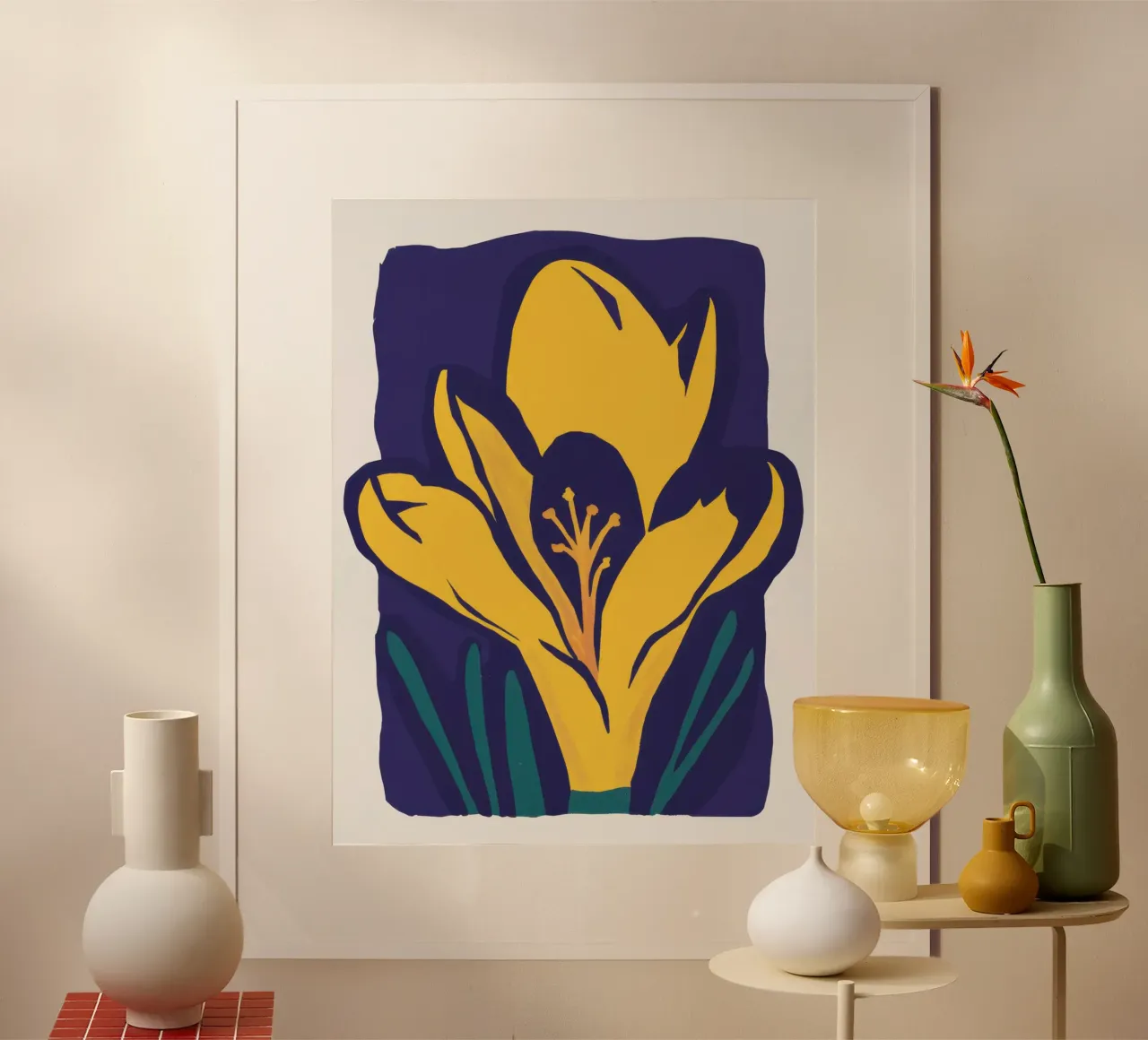 Fioritura del croco d'oro poster con telaio in legno da Thistle Bloom