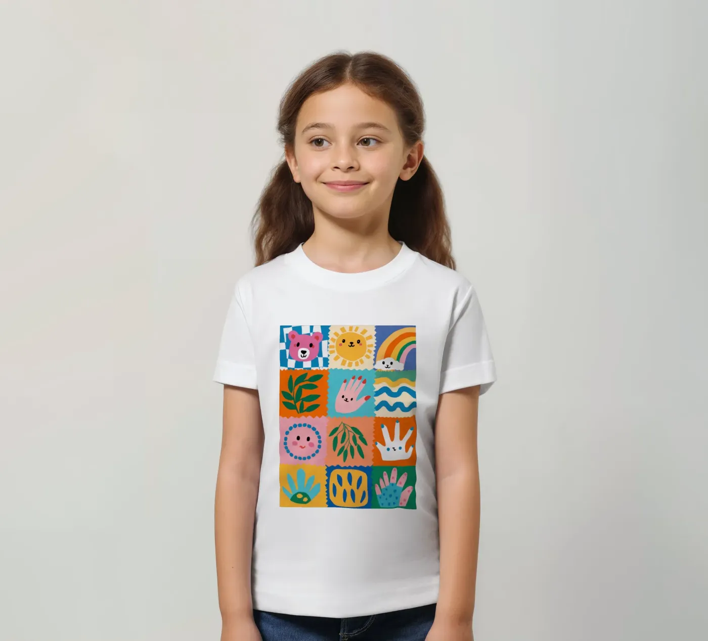 Cute Character Patchwork kinder t-shirt van Selene Shade