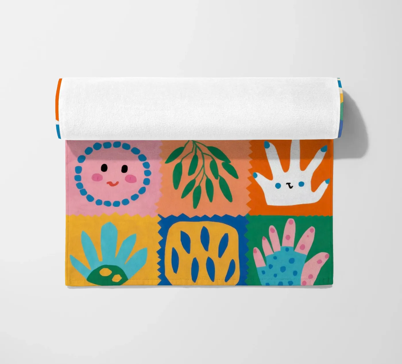 Cute Character Patchwork strandhanddoek van Selene Shade