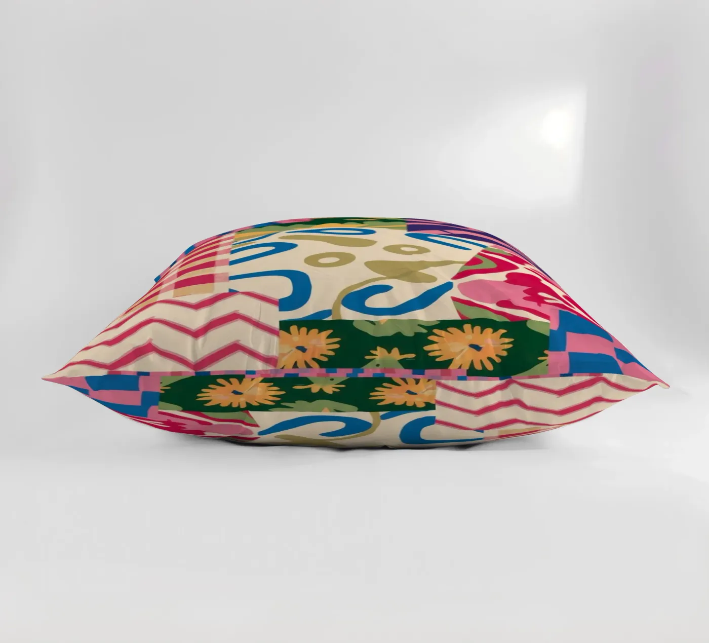 Patchwork Scribble Pattern Kissen von Obs Canvas