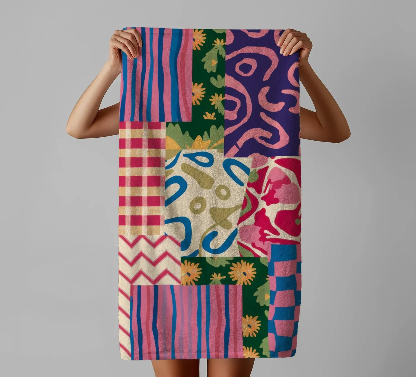 Modello patchwork a scarabocchi asciugamano da bagno da Obs Canvas