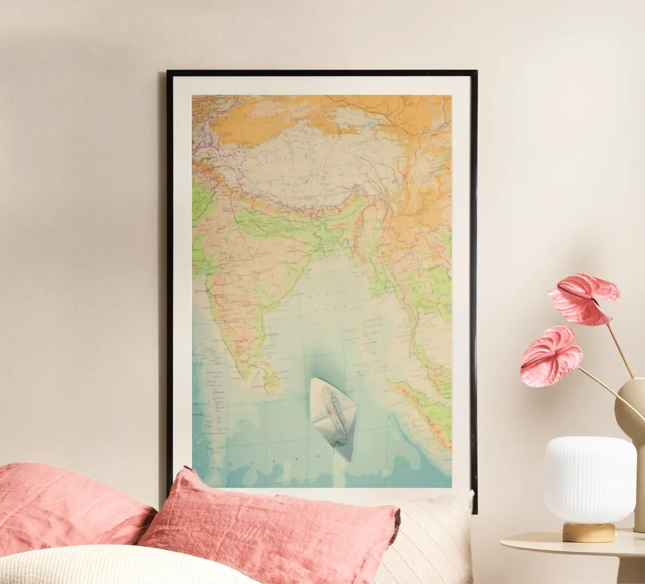 map-india poster con telaio in legno da Ingrid Beddoes