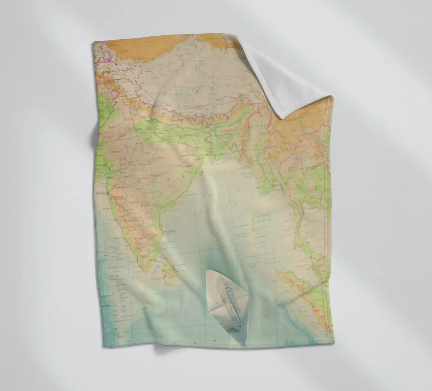 map-india coperta in pile da Ingrid Beddoes