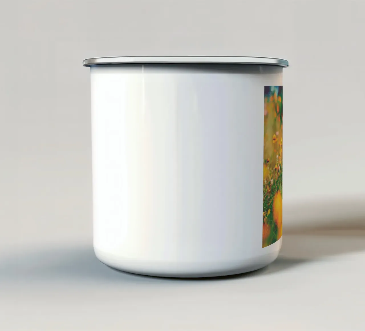 sweet summer tazza in smalto da Ingrid Beddoes