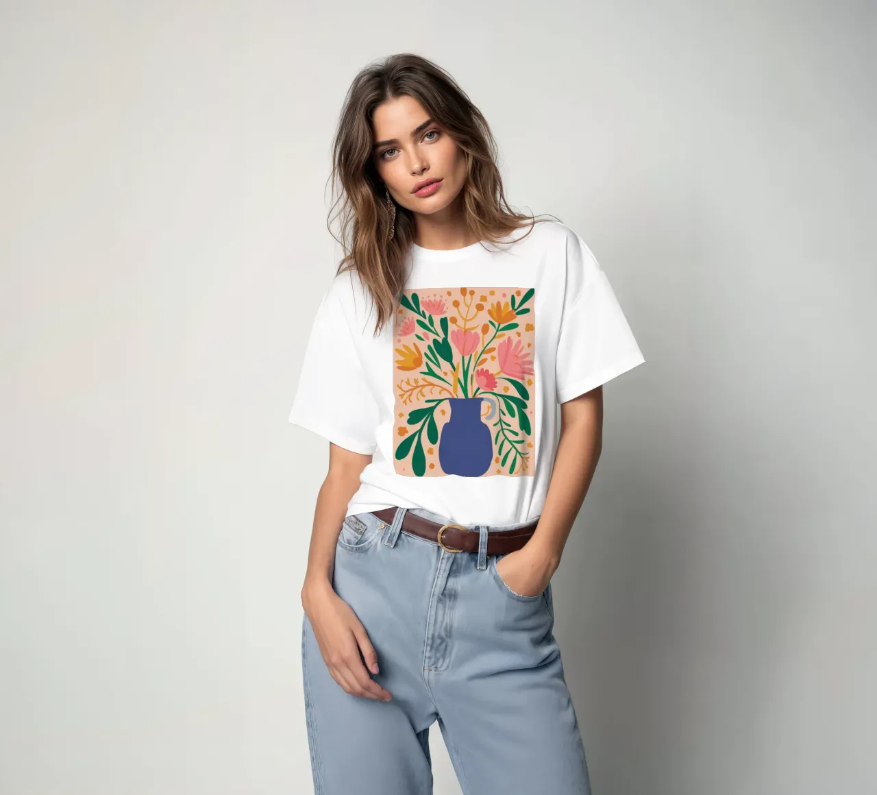 Fiori morbidi in blu t-shirt da Luna Aura
