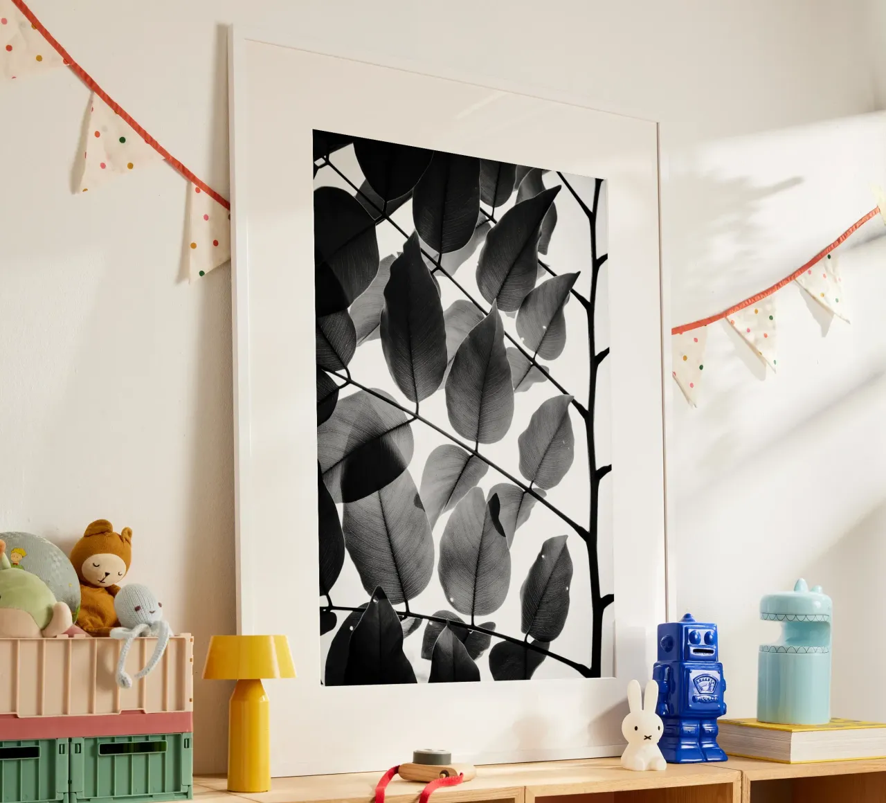 Rami e foglie II poster con telaio in plastica da Tal Paz-Fridman