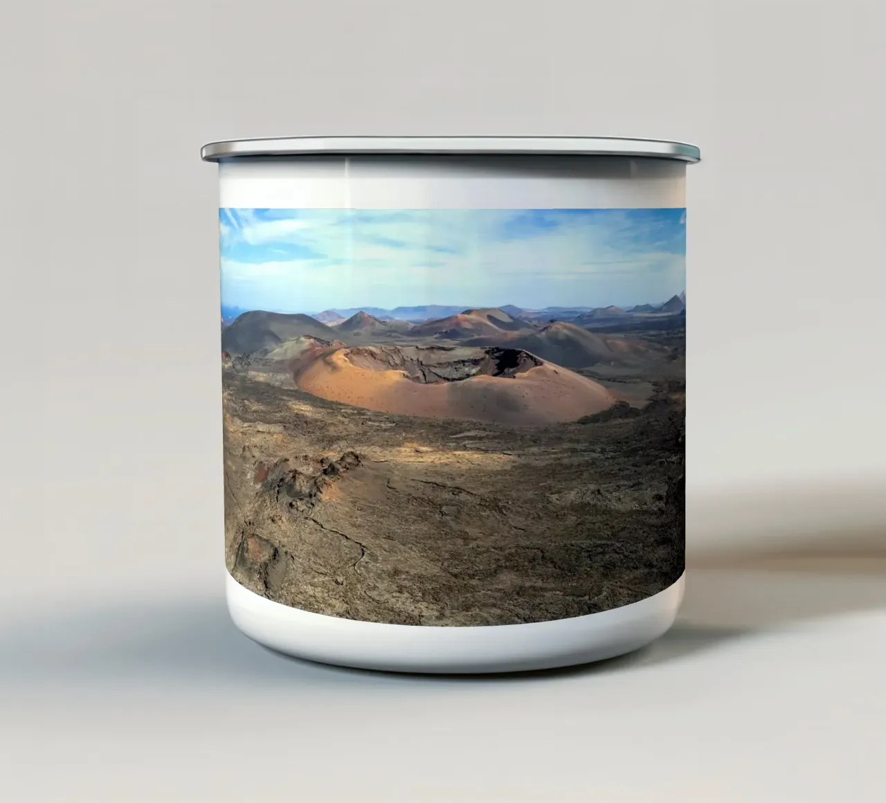 Calderis tazza in smalto da somewhere.soul.escape