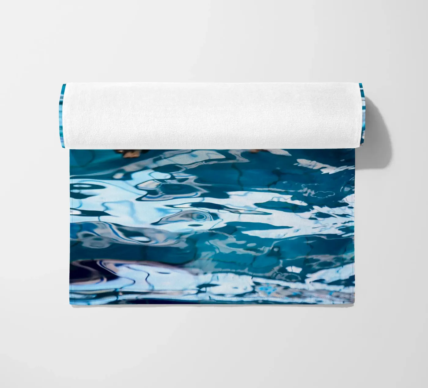Nuoto #3 telo mare da Tal Paz-Fridman