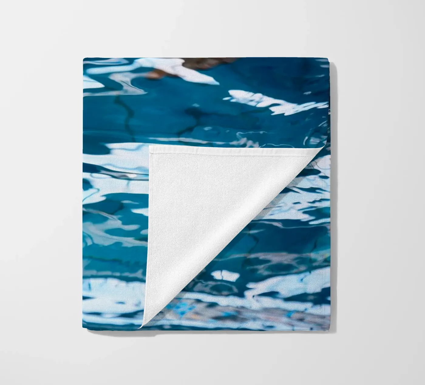 Nuoto #3 telo mare da Tal Paz-Fridman