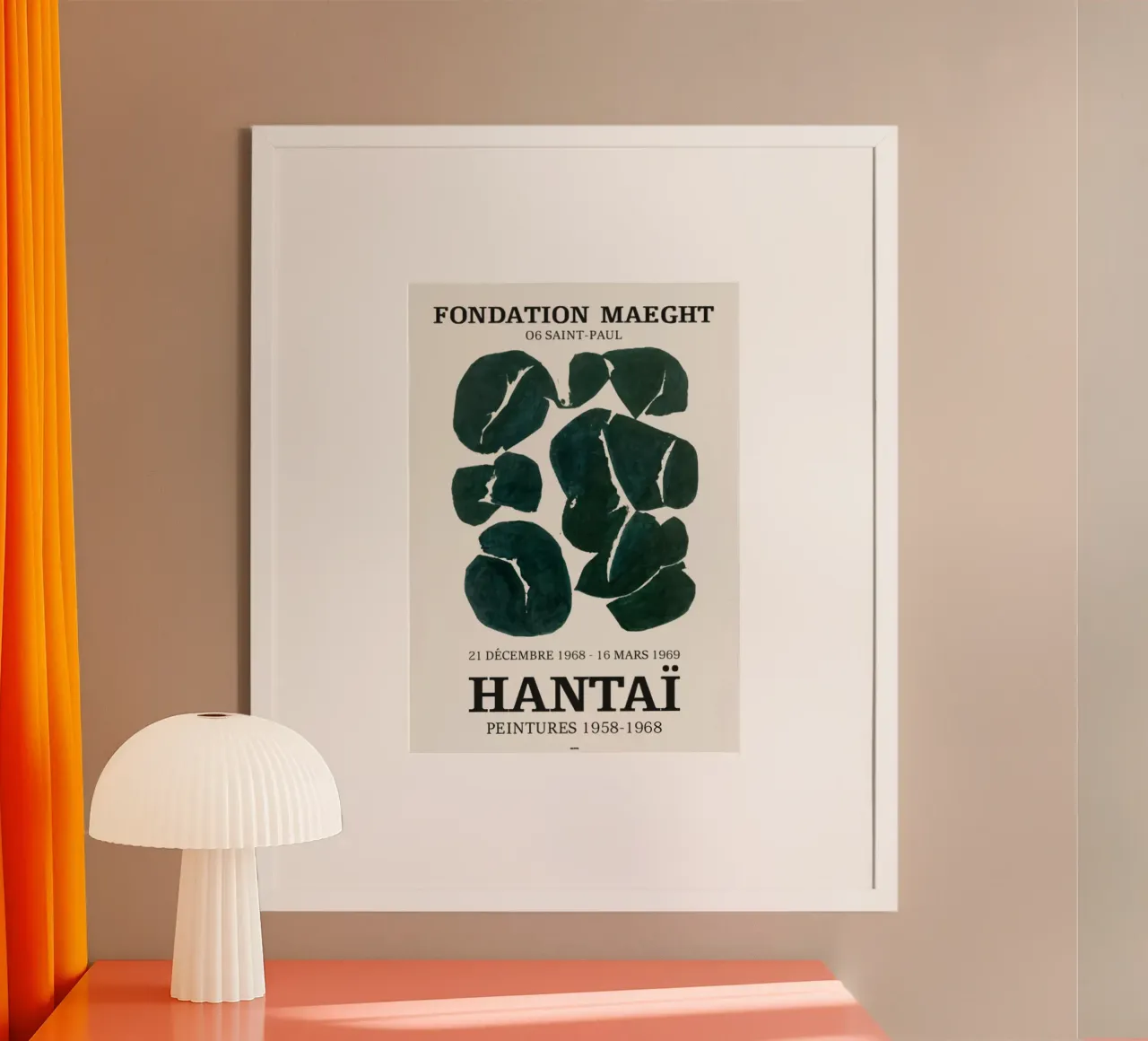 Simon Hantai Mostra 1 poster con telaio in alluminio da Lonnieprints