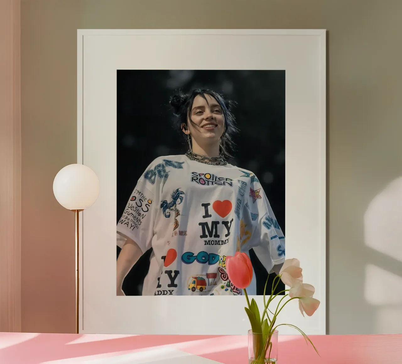 Billie Eilish poster con telaio in legno da Musadad Shop