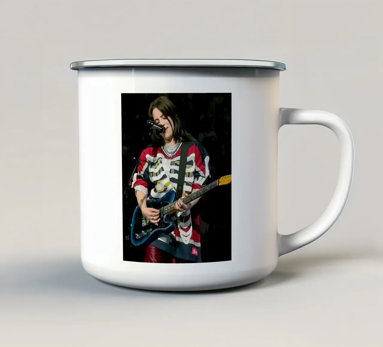 Billie Eilish tazza in smalto da Musadad Shop