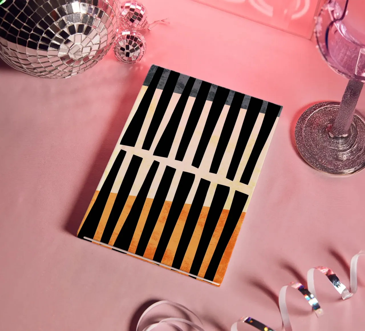 Abstract black lines notebook by Edson Studio