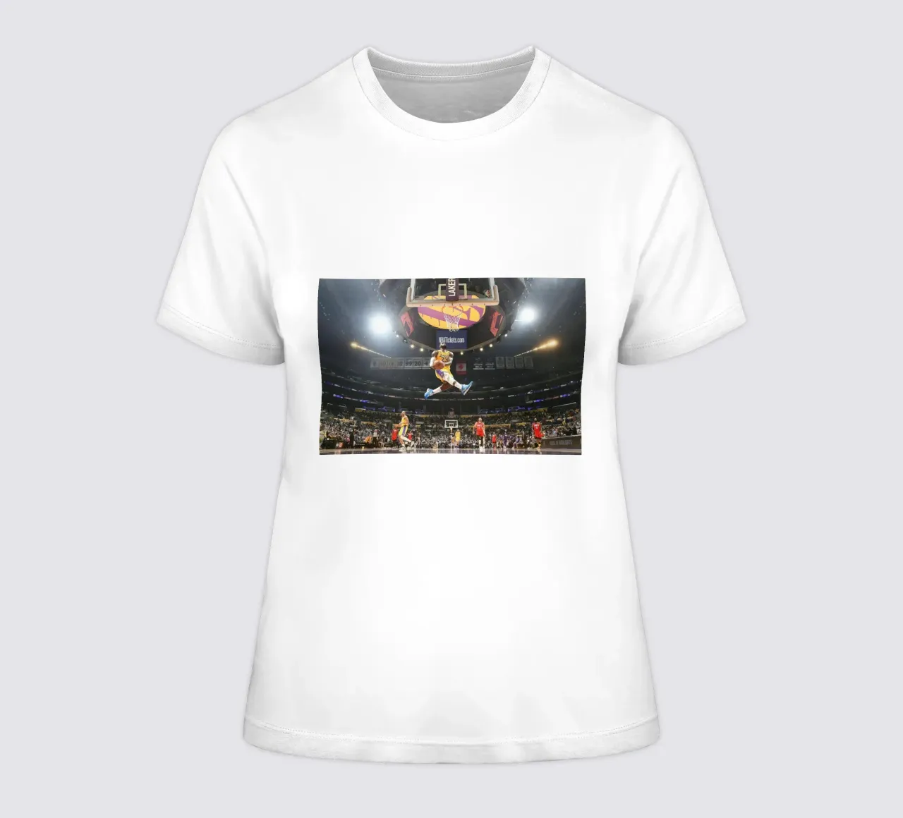 Lebron James Mill Dunk pronto per essere appeso t-shirt da donna da willtahuyshop