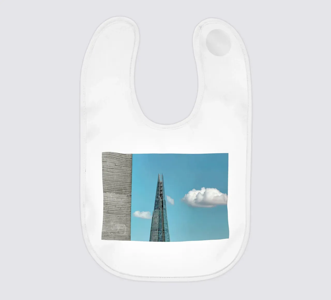 Shard bavaglino da Michael Belhadi