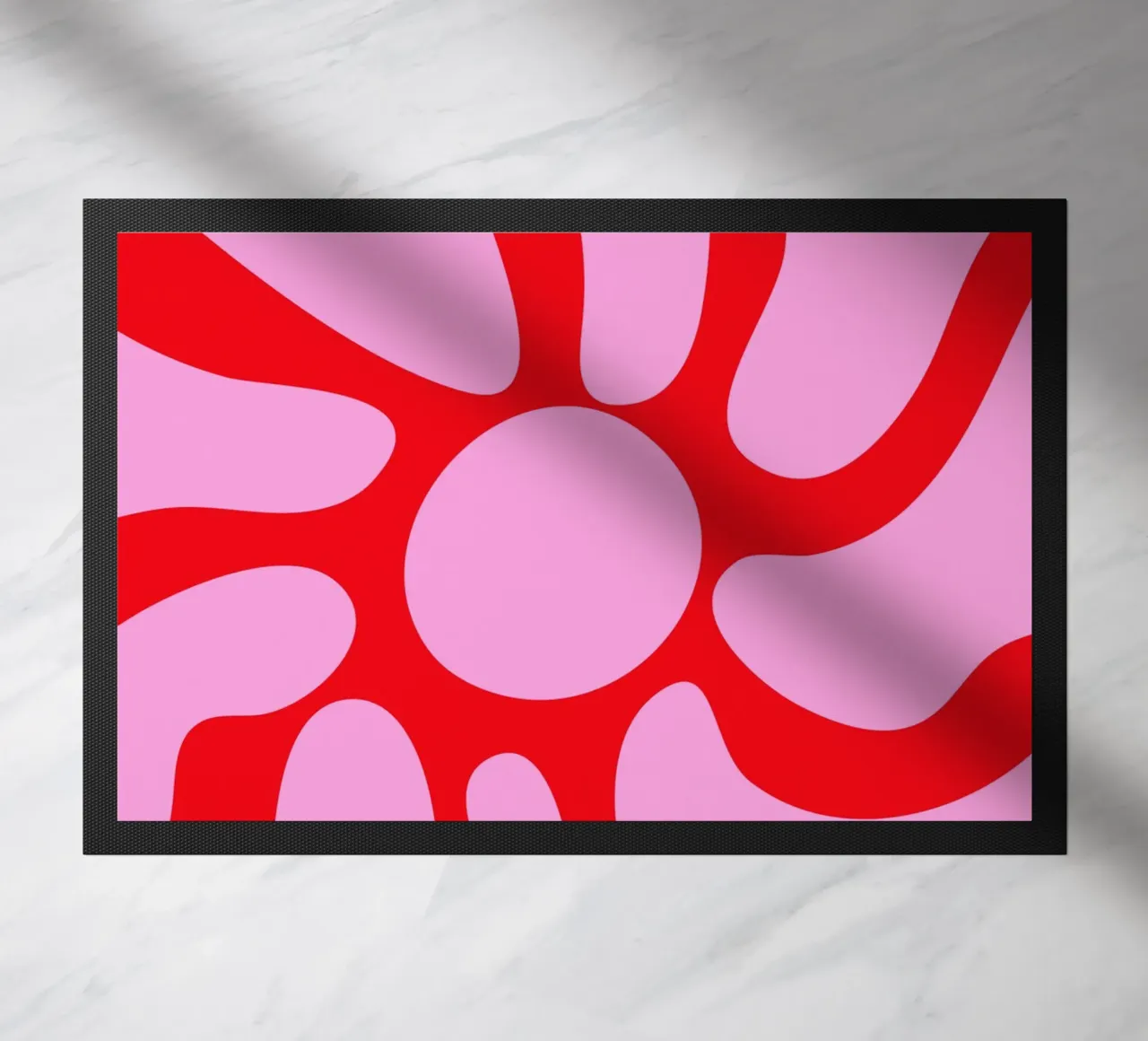 Botanisch-kühne Grafik für moderne Innenräume Fußmatte von The Art Club