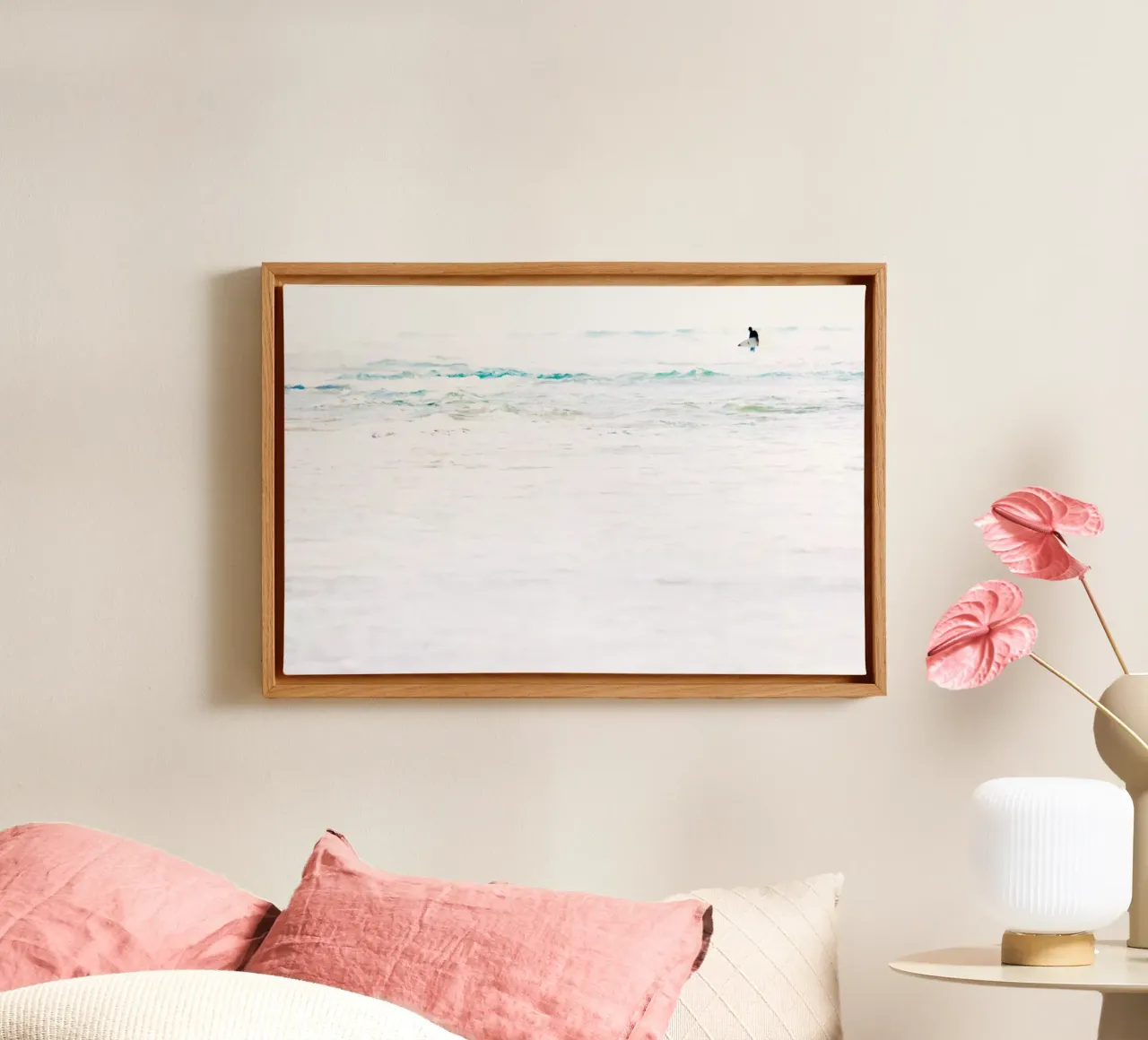 Surfer canvas met Baklijst van Tal Paz-Fridman