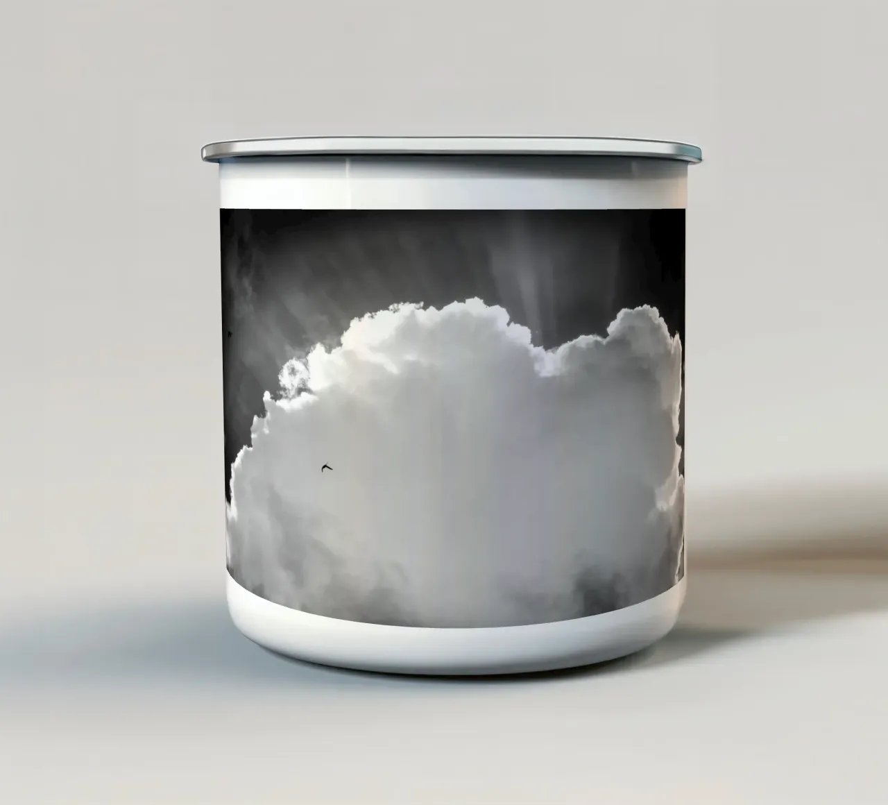 Celeste tazza in smalto da Tal Paz-Fridman