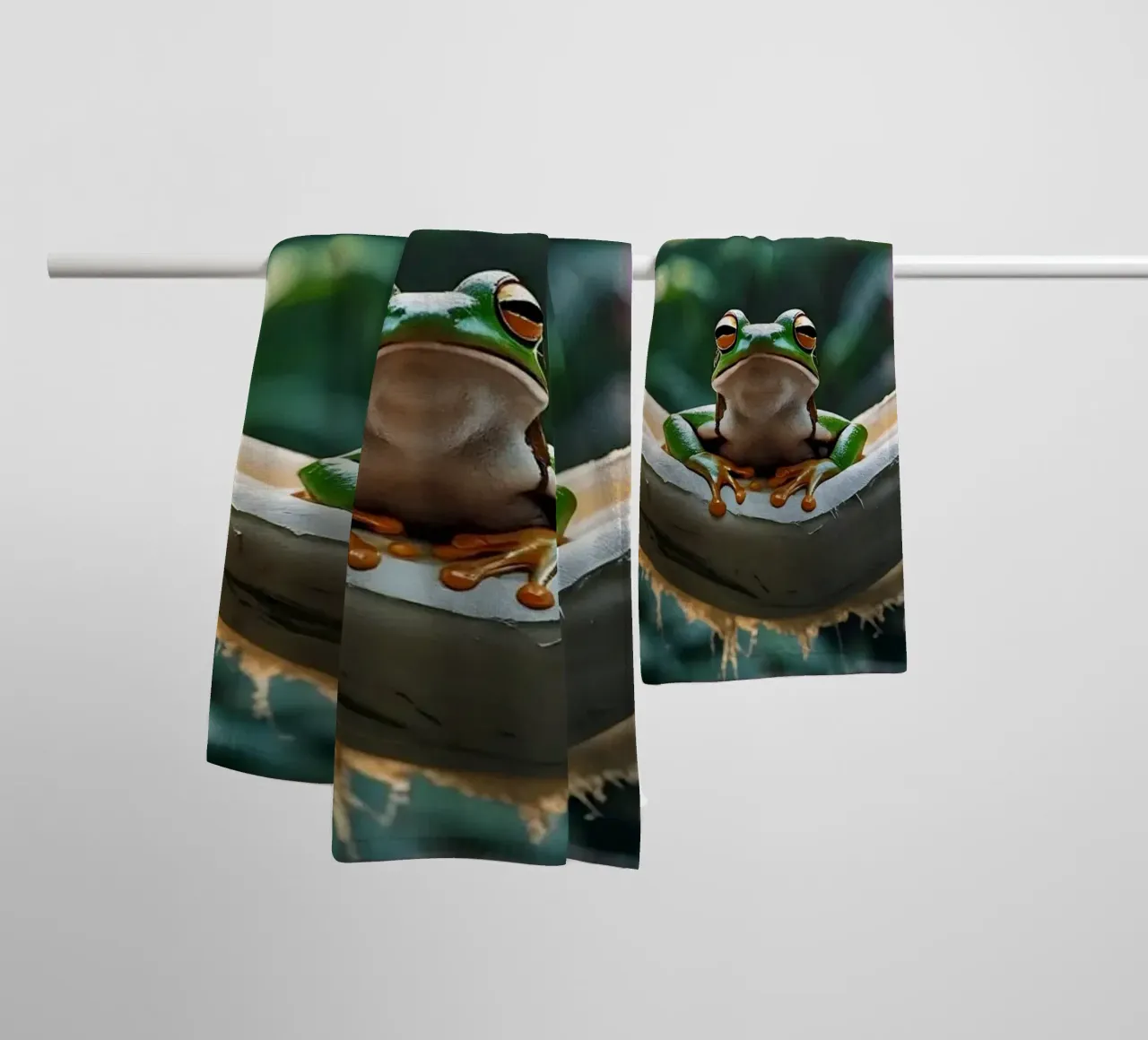 🌺🐸 Tree frog | Summer mode: on! (1) towel by Trinkets NL Design Studio