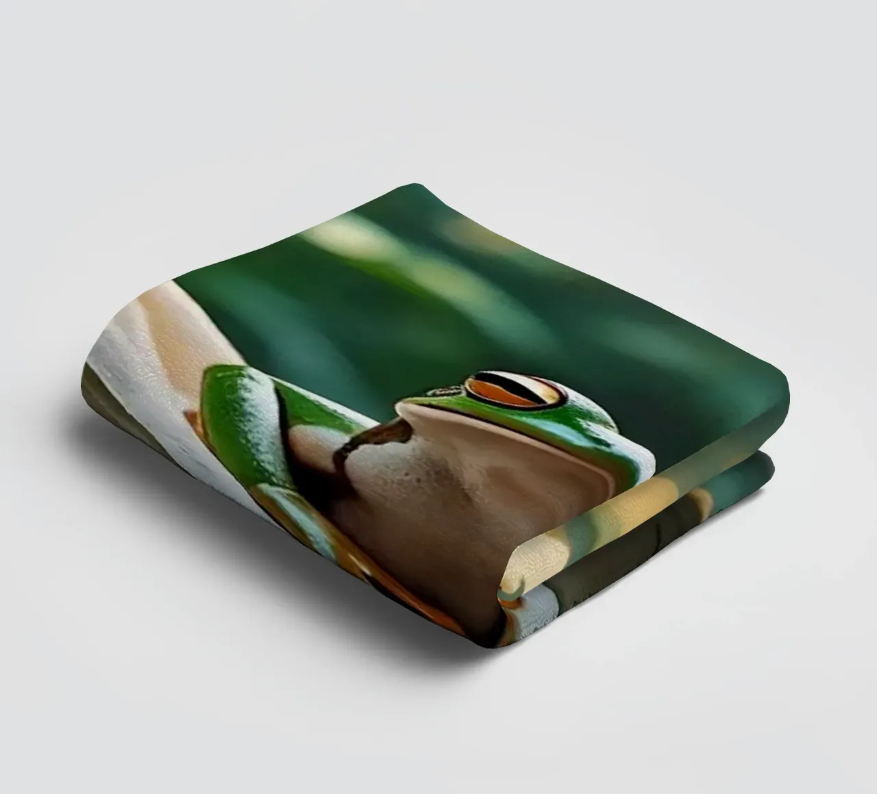 🌺🐸 Tree frog | Summer mode: on! (1) towel by Trinkets NL Design Studio