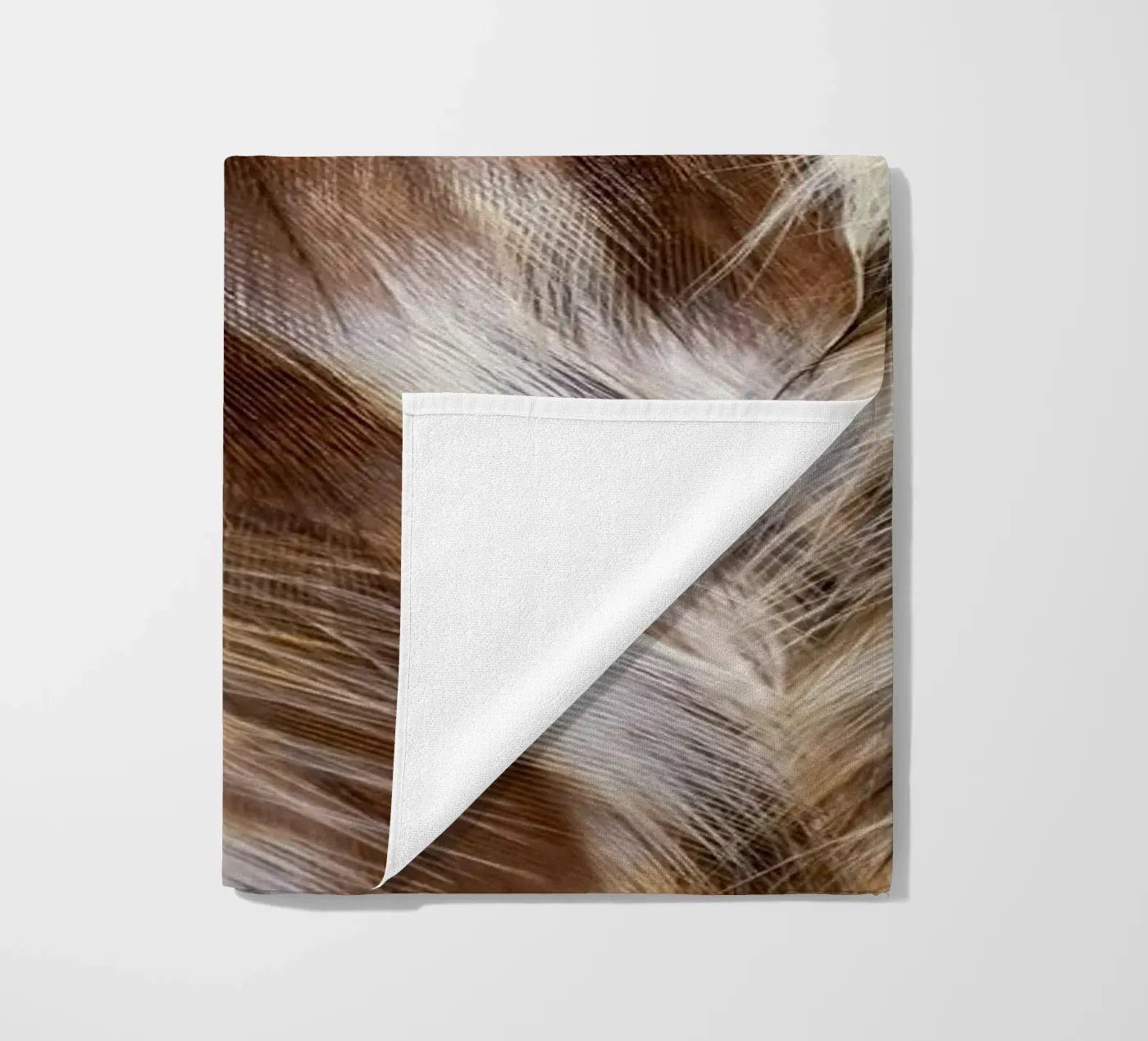 piume marrone telo mare da Earthly Visions