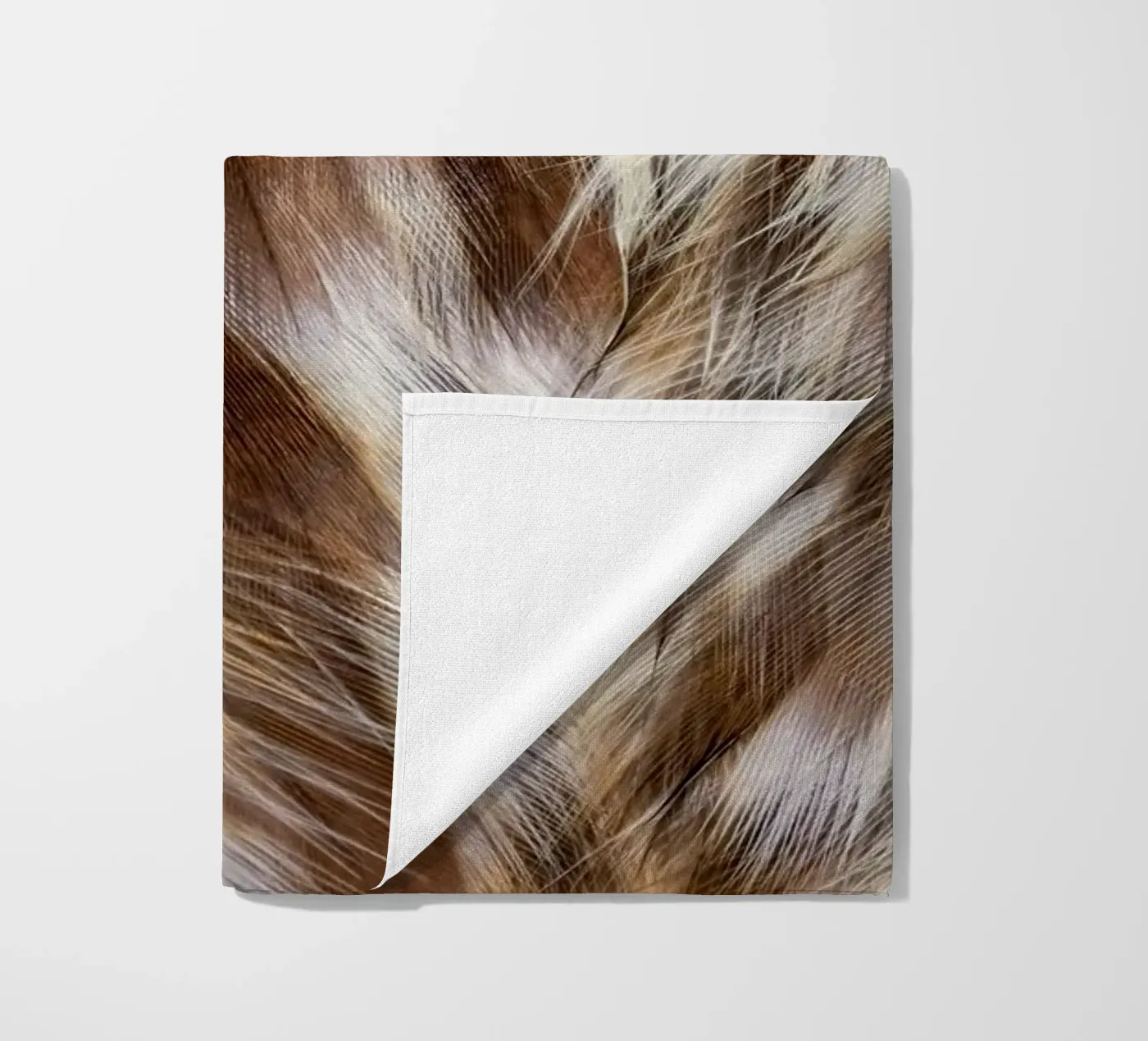 piume marrone telo mare da Earthly Visions