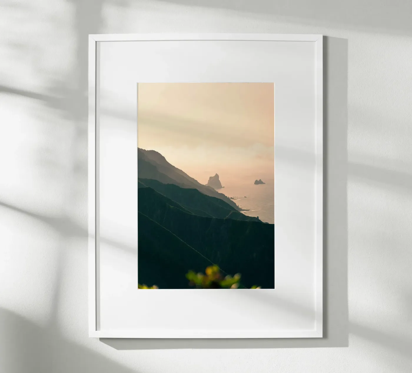 mountains sea poster da Earthly Visions