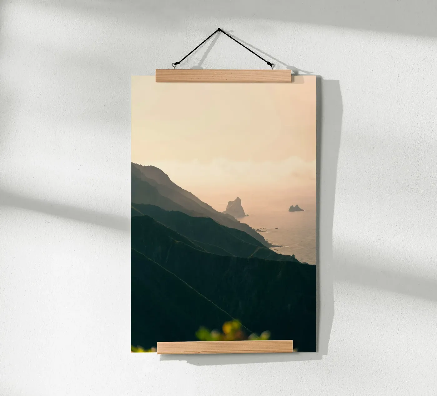 mountains sea poster da Earthly Visions