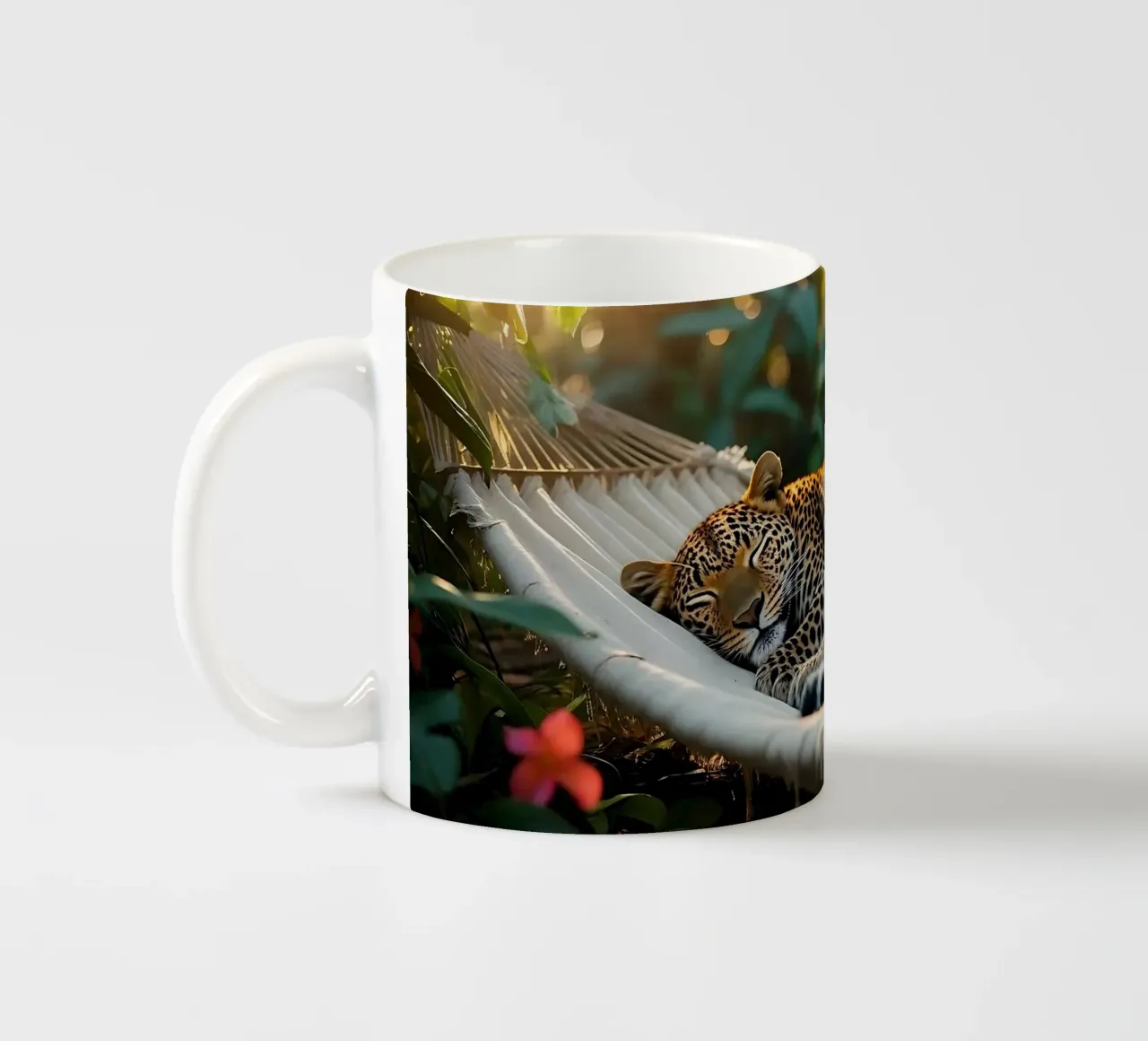 Leopardo | Rilassarsi con stile (1) tazza in ceramica da Trinkets NL Design Studio