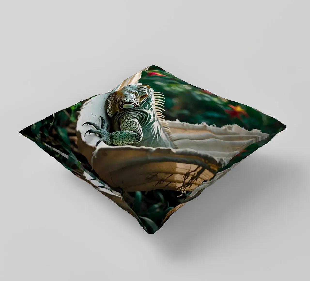 Iguanas | Bit of hanging, bit of nothing... (2) decorative cushion by Trinkets NL Design Studio