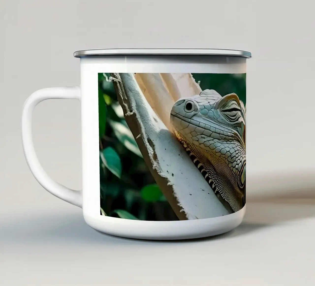 Iguanas | Bit of hanging, bit of nothing... (2) enamel mug by Trinkets NL Design Studio