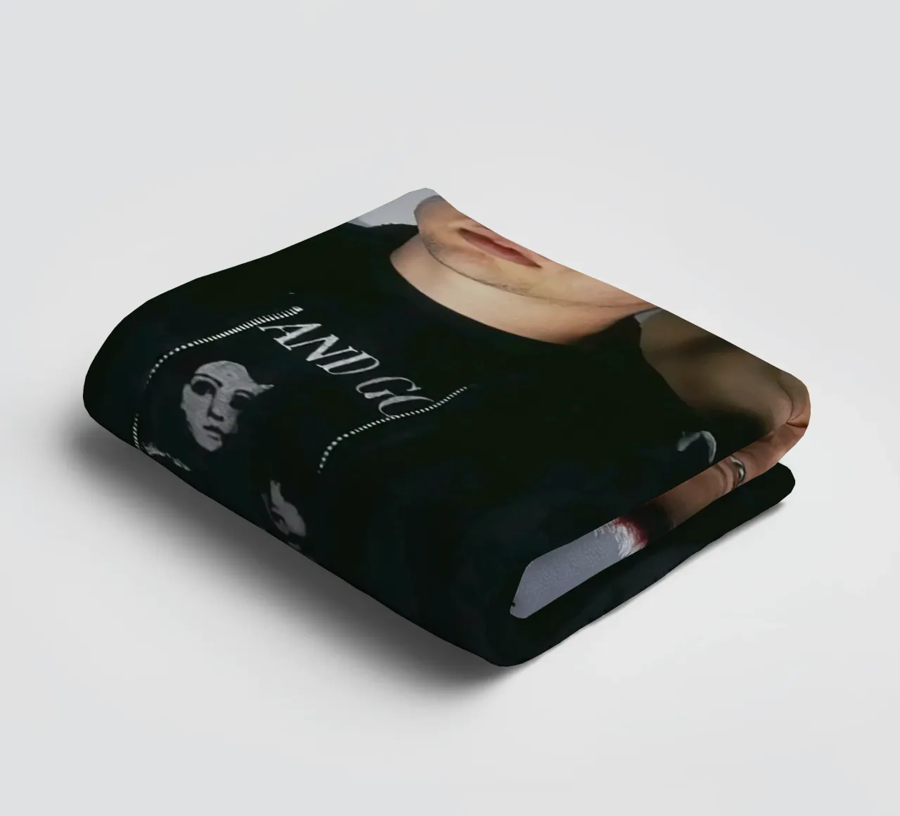 Green day Young towel by Musadad Shop