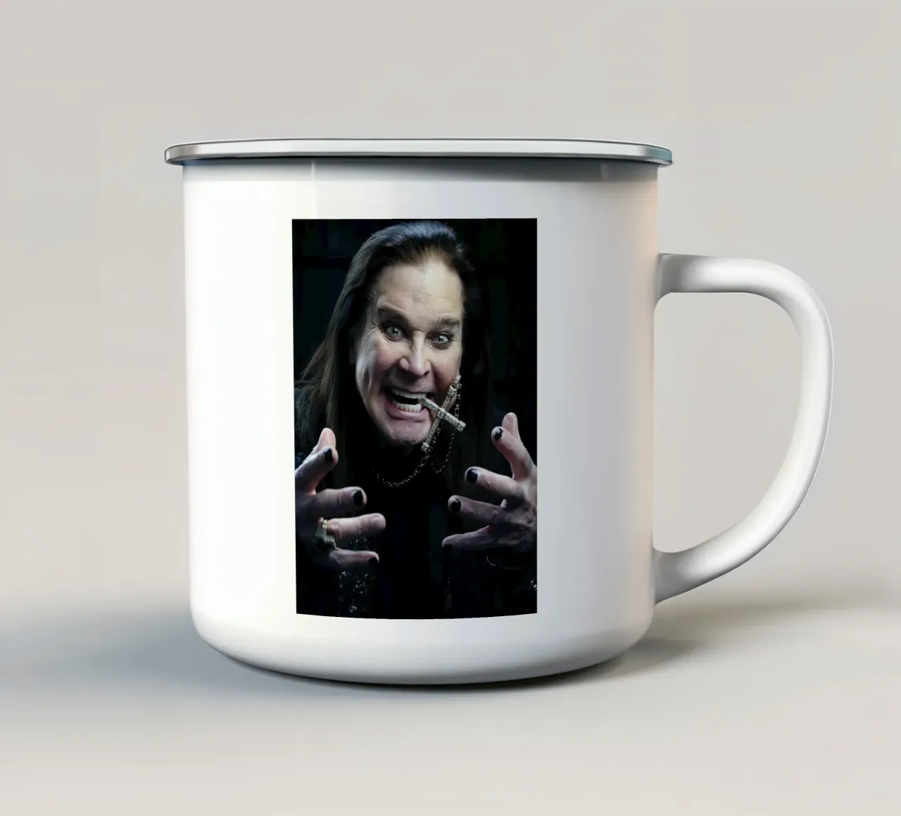 Ozzy Osbourne tazza in smalto da Musadad Shop