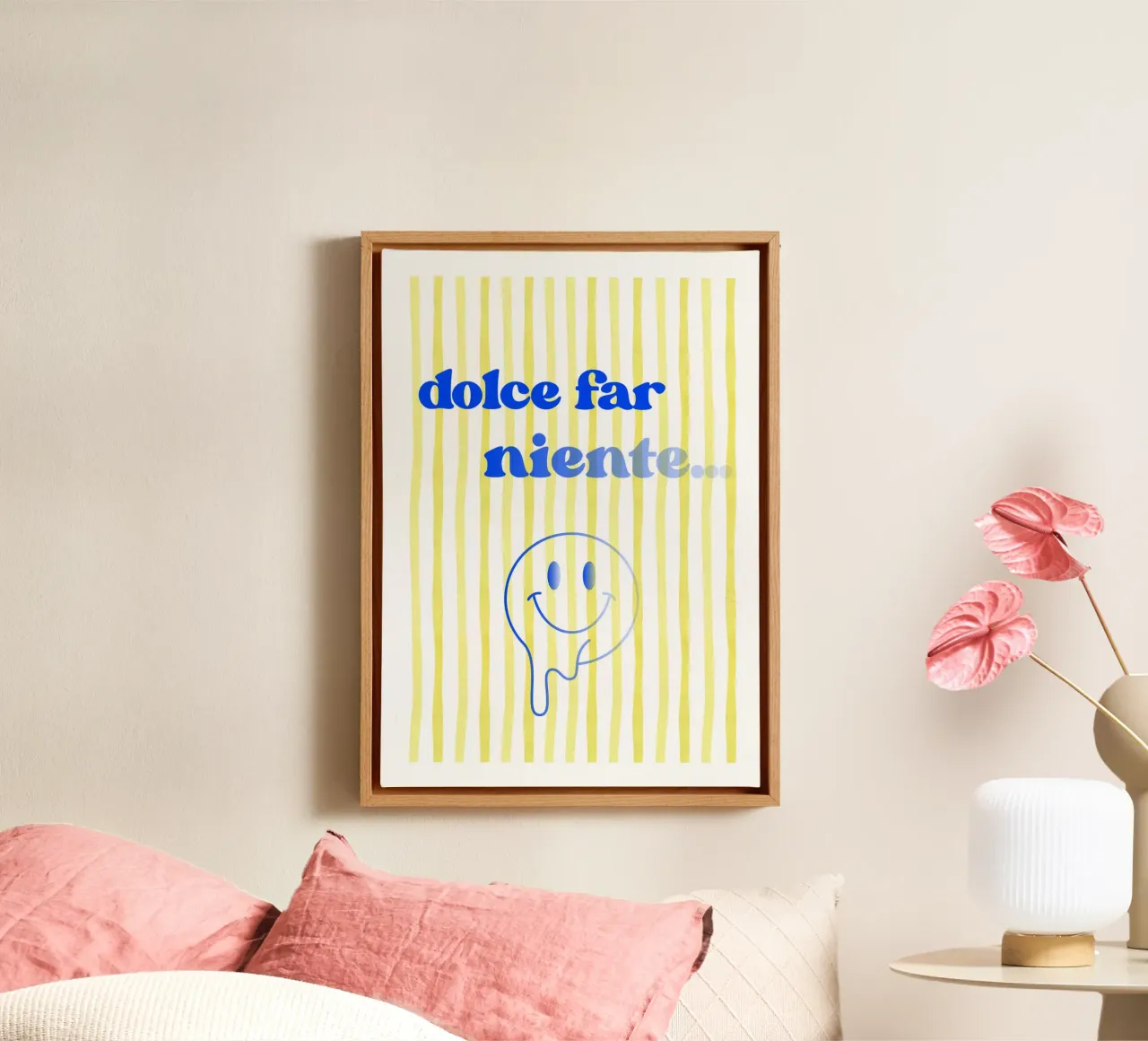 Dolce Far Niente - Süßes Nichtstun Leinwand mit Schattenfugenrahmen von Roamance Studio